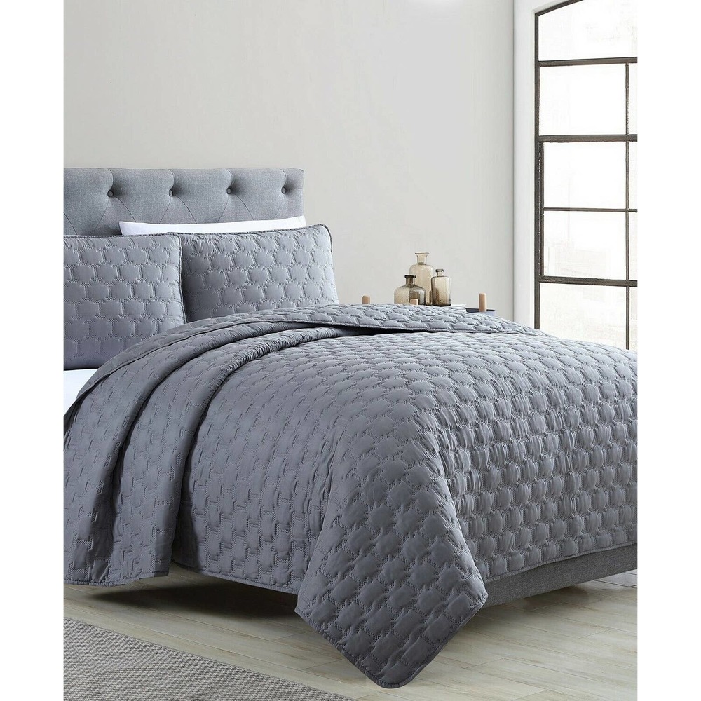 VCNY Home Maxwell Pinsonic Geometric 3 Pc. Quilt Set - KING - Gray